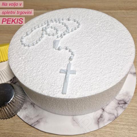 Rožni venec z belim križem za dekoracijo torte