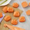 Wilton modelček za čokoladne Halloween buče